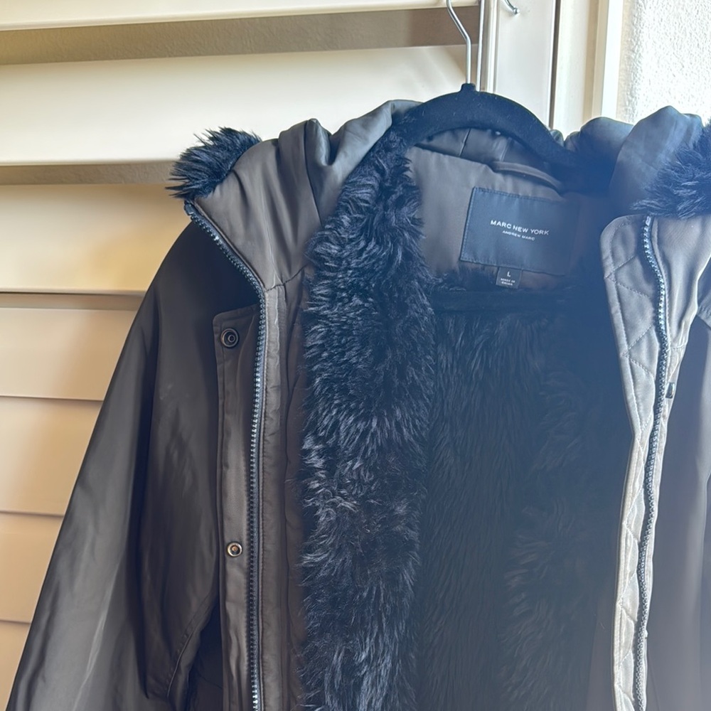 Marc New York Women's Black Fur-Lined Puffer Hooded Jacket! 🧥 - Picture 2 of 11